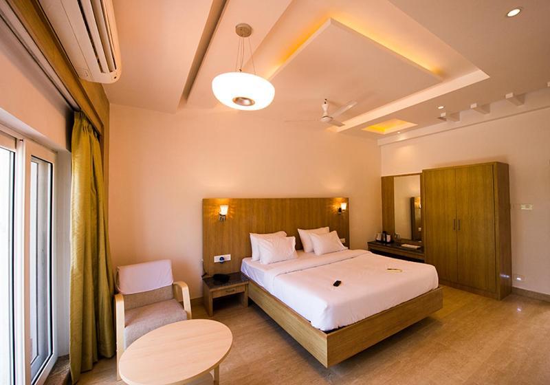 Apoorva Resorts Davanagere Exteriör bild