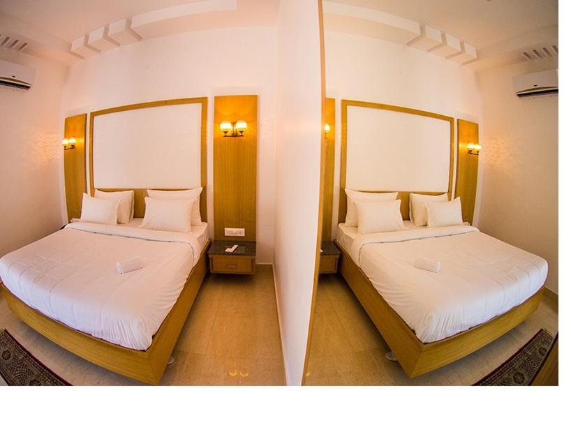 Apoorva Resorts Davanagere Exteriör bild