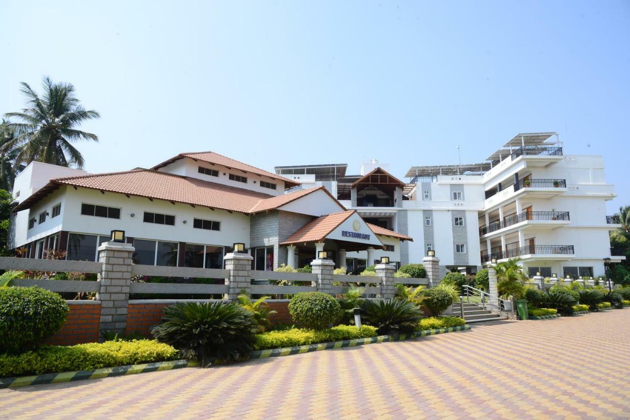 Apoorva Resorts Davanagere Exteriör bild